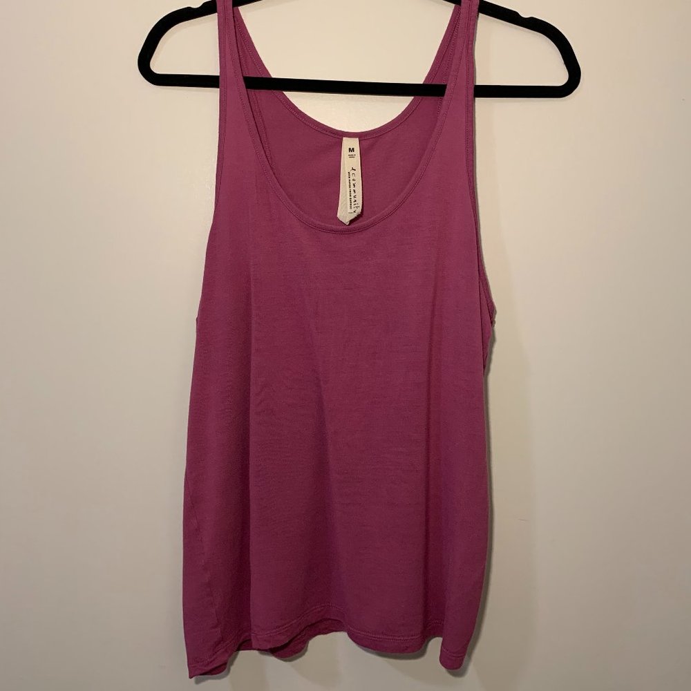 Aritzia Community fuchsia tank top, size M